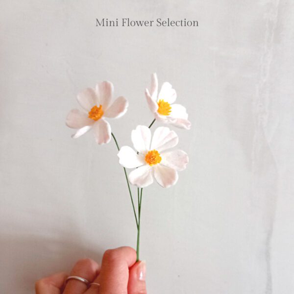 Felt flower mini cosmos Felt flower mini cosmos