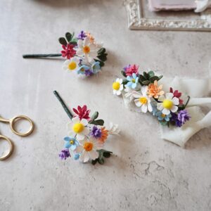 Wildflower corsage and boutonniere set image 4