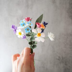 Felt wildflower rainbow mini bouquet 4
