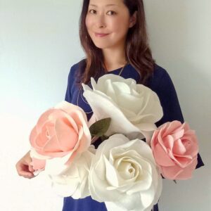 felt giant rose statement flower 1