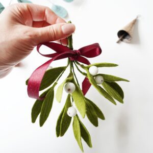 Felt Mistletoe Sprigs